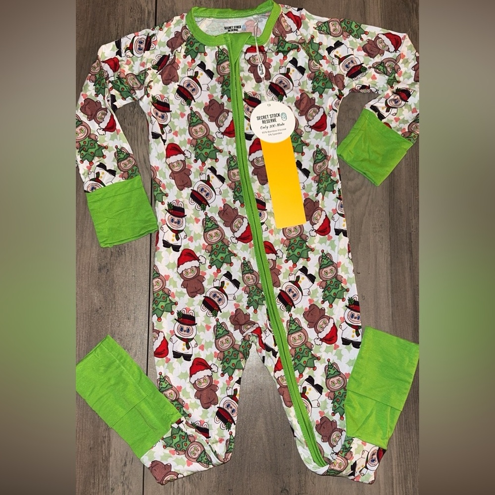 Bamboo Labubu zippy Christmas!